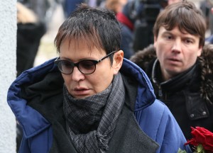 Ирина Хакамада на церемонии прощания с Борисом Немцовым