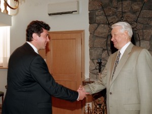 Президент России Борис Ельцин с первым вице-премьером Борисом Немцовым (1997)