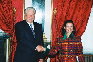 Встреча президента РФ Б.Н. Ельцина с министром иностранных дел Колумбии Ноэми Санин