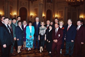 Встреча президента РФ Б.Н. Ельцина с членами российской делегации XVII зимних Олимпийских игры в Лиллехаммере (Норвегия)