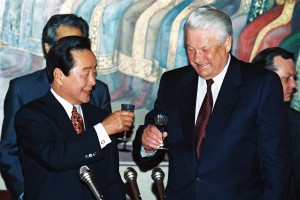 Официальный визит в РФ президента Республики Корея Ким Ен Сама с супругой