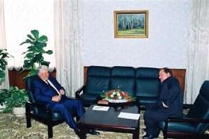 Встреча президента РФ Б.Н. Ельцина с депутатом Государственной Думы РФ, председателем фракции "Выбор России" Е.Т. Гайдаром