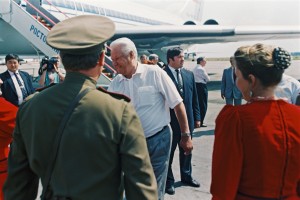 Поездка президента РФ Б.Н. Ельцина и Н.И. Ельциной по Волге (г. Плес Ивановской области, г. Нижний Новгород, г. Тольятти, г. Волжск (показательные полеты военной авиации), г. Ростов-на-Дону и г. Сочи резиденция "Бочаров ручей")