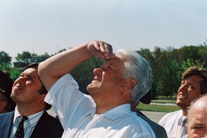 Поездка президента РФ Б.Н. Ельцина и Н.И. Ельциной по Волге (г. Плес Ивановской области, г. Нижний Новгород, г. Тольятти, г. Волжск (показательные полеты военной авиации), г. Ростов-на-Дону и г. Сочи резиденция "Бочаров ручей")