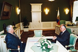 Встреча президента РФ Б.Н. Ельцина с председателем Правительства РФ В.С. Черномырдиным