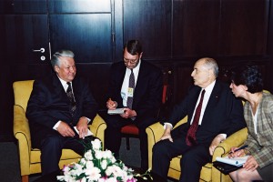 Визит президента РФ Б.Н. Ельцина в Венгрию для участия во встрече лидеров стран - участниц Совещания по безопасности и сотрудничеству в Европе (СБСЕ)