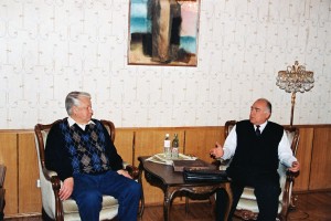 Встреча президента РФ Б.Н. Ельцина с председателем правительства РФ В.С. Черномырдиным