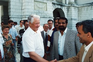 Отдых президента РФ Б.Н. Ельцина и Н.И. Ельциной. Встреча президента РФ Б.Н. Ельцина с группой бизнесменов из Объединенных Арабских Эмиратов Санаторий "Русь"