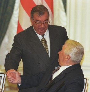 Евгений Примаков и Борис Ельцин (1999 г.)