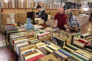 Фестиваль «Книжный рынок» на Даниловском рынке в Москве