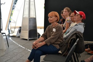 Заместитель исполнительного директора Президентского центра Б.Н. Ельцина Людмила Телень на фестивале "Остров 90-х" в парке Музеон