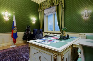 Перенесенный в стены музея подлинный кремлевский кабинет Бориса Ельцина