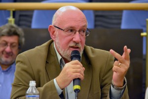 Юлий Нисневич на круглом столе, посвященном 25-летию партии «Демократическая Россия»