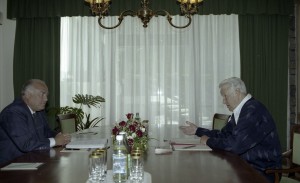 Президент РФ Борис Ельцин на отдыхе. Встреча с премьер-министром РФ В.С. Черномырдиным