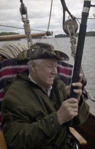 Президент РФ Борис Ельцин на отдыхе. Во время прогулки на корабле «Святитель Николай»