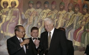 Официальный визит в РФ президента Филиппин Фиделя Вальдеса Рамоса. Во время официального обеда