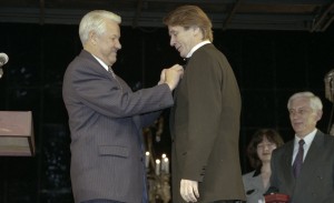 Посещение президента РФ Бориса Ельцина Московского театра «Ленком» по случаю 70-летнего юбилея