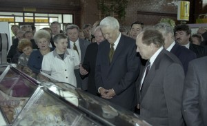 Поездка президента РФ Бориса Ельцина в Орловскую область. Посещение ОАО «Орловская Нива»