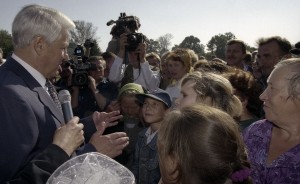 Поездка президента РФ Бориса Ельцина в Орловскую область. Встреча с жителями Орловской области