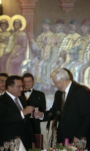 Визит в РФ президента Египта Хосни Мубарака. Во время официального обеда