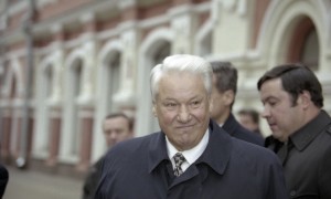 Пребывание президента РФ Бориса Ельцина в Нижнем Новгороде на Всероссийском форуме «Новая Россия» в рамках Нижегородской ярмарки