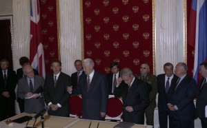 Визит в РФ премьер-министра Великобритании Тони Блэра. Во время подписания Соглашения о сотрудничестве в области борьбы с преступностью