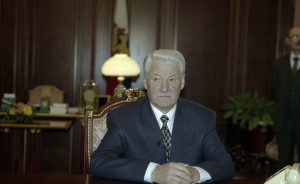 Президент РФ Борис Ельцин во время записи телеобращения