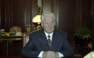 Президент РФ Борис Ельцин во время записи телеобращения