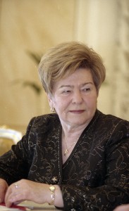 Интервью супруги президента РФ Наины Ельциной японской газете «Асахи» и журналу «Аэра»