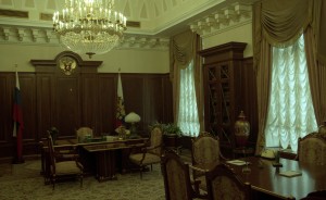 Рабочий кабинет президента РФ в Кремлевской резиденции