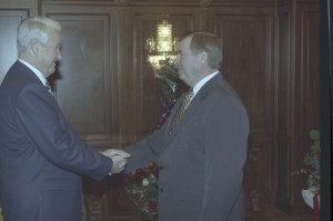 Награждение председателя Государственной Думы Федерального собрания РФ Г.Н. Селезнева орденом «За заслуги перед Отечеством» II степени в связи с его 50-летием