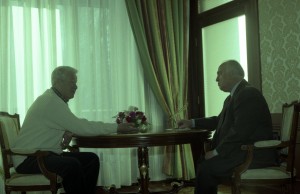Президент РФ Борис Ельцин во время встречи с председателем Правительства РФ В.С. Черномырдиным