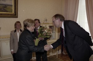 Супруга президента РФ Наина Ельцина во время интервью скандинавским телеграфным агентствам и газете «Экспрессен» (Швеция)