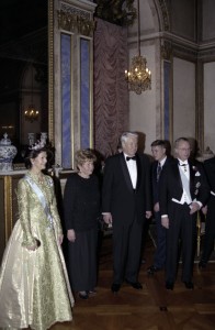 Государственный визит президента РФ Бориса Ельцина в Королевство Швеция. Официальный обед в честь президента РФ Бориса Ельцина и супруги президента РФ Наины Ельциной от имени Их Величеств Короля Карла XVI Густава и Королевы Сильвии