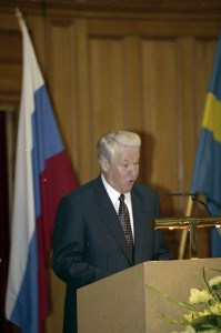Государственный визит президента РФ Бориса Ельцина в Королевство Швеция. Выступление президента РФ Бориса Ельцина в зале заседаний бывшей Второй палаты Парламента