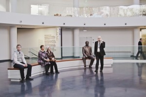 Бронзовая фигура первого президента РФ в музее Бориса Ельцина в Екатеринбурге