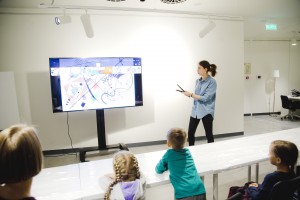 Лекция в Арт-галерее, посвященная Жоану Миро