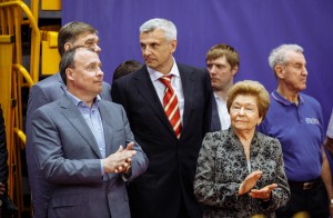 Наина Ельцина. Закрытие XV Кубка Ельцина по волейболу