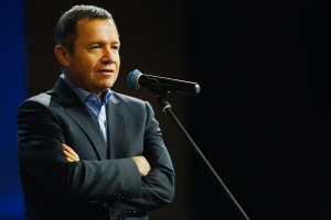 Остров 90-х 2017. Кино-конференц-зал. Разговорный марафон. Валентин Юмашев