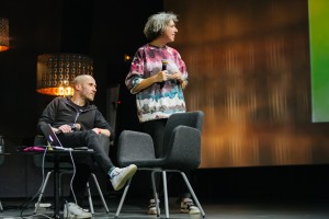 Остров 90-х 2017. Кино-конференц-зал. Разговорный марафон. Анна Наринская, Константин Чернозатонский