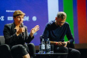 Остров 90-х 2017. Кино-конференц зал. Серебряный дождь. Наталья Синдеева, Александр Винокуров