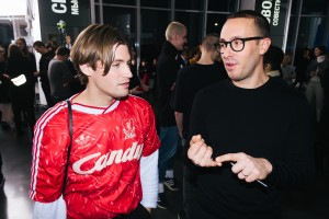 Ян Хатчинсон, Сэм Хенди (команда adidas). Показ коллекции «Осень–зима 2018» ГОША РУБЧИНСКИЙ. Фото: Тима Балдин