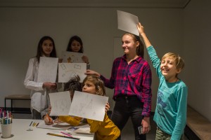 Детские мастерские: плакат