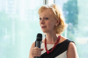 Открытие выставки Полины Синяткиной «Вдохнуть и не дышать»