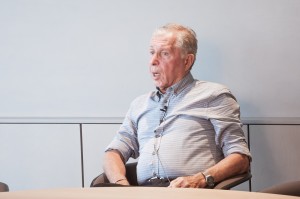 Поэт Юрий Ряшенцев в Музее Ельцина