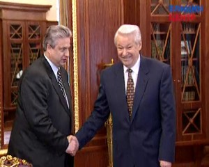 Рабочая встреча президента РФ Б.Н. Ельцина с директором Федеральной Службы Безопасности РФ (ФСБ РФ) Н.Д. Ковалевым