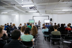 Открытый лекторий РАН. Юлия Лаврикова