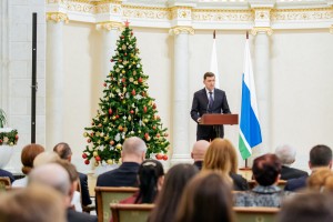 Евгений Куйвашев на церемонии награждения в колонном зале Дома Севастьянова