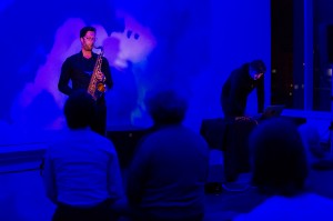 День Конституции в Ельцин Центре. Перформанс Museum after hours