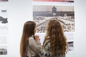 Открытие выставки «Шоа-Холокост. Как человек мог сотворить такое?»